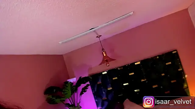 velvet_dreamss - Velvet_Dreamss's free webcam