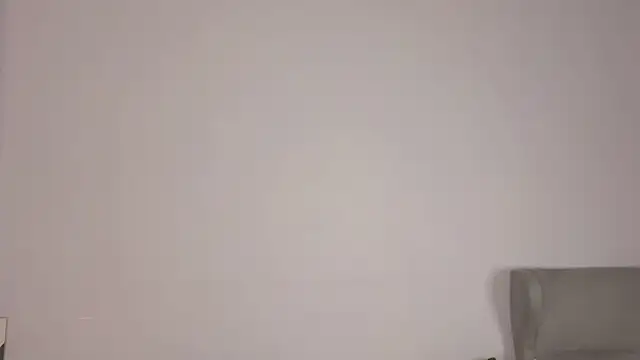 laracroftmansion - Laracroftmansion's free webcam