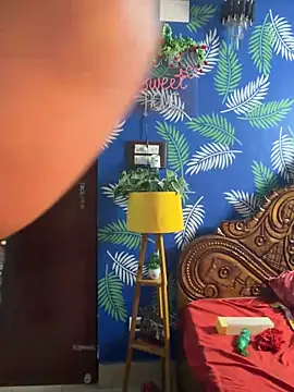 V-Hot-Sweti's Stripchat show and profile