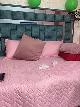 emily_pink18 (F young) - SHOW PUSSY 🌸👀