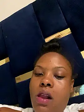 dellah27 - Dellah27's free webcam