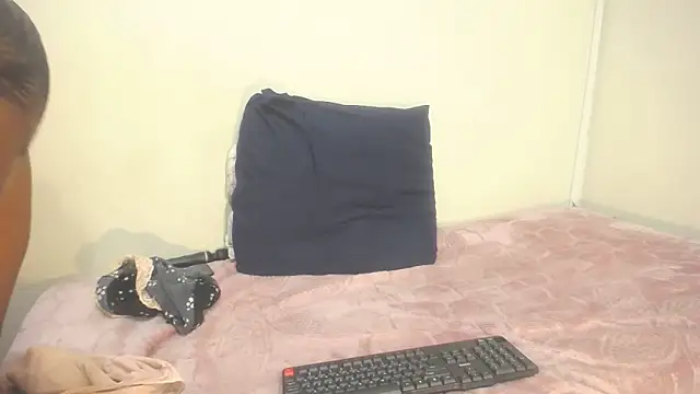 pinkmagic - PinkMagic's free webcam