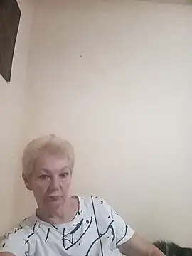 Webcam Model (Calypso-Loove)  is live.Free join now!