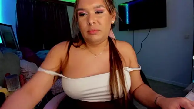 rubix_ts Live Webcam on Stripchat