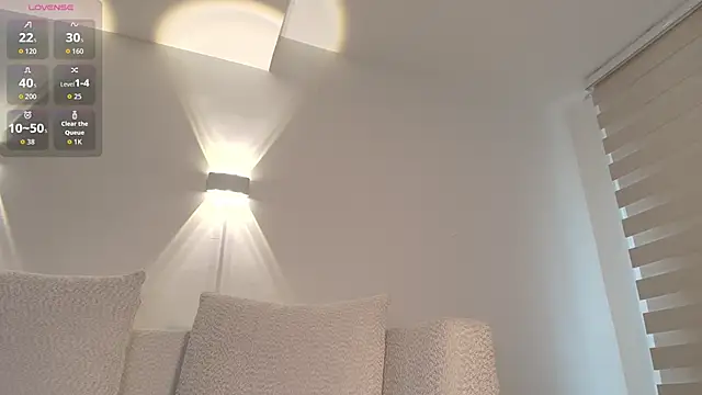 angelinaross_ (F young) - Oil on my sweet body