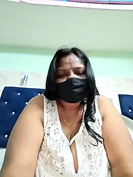 Webcam Model (Joyti_07) is live