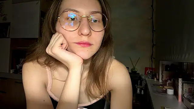 miaaa_moon - Miaaa_Moon's free webcam - UK Sex Cams