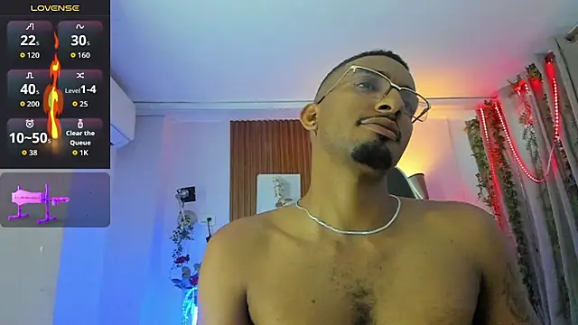 darwin_mayo - Darwin_mayo's free webcam - UK Sex Cams