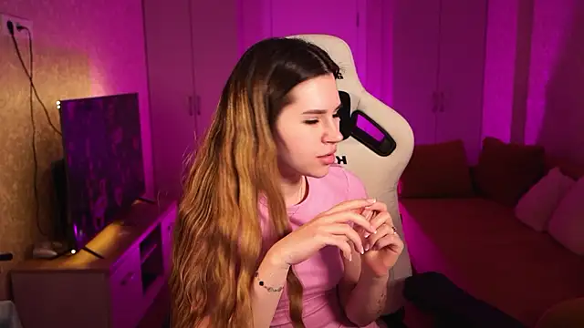 kissandtouch - Kissandtouch's free webcam - UK Sex Cams