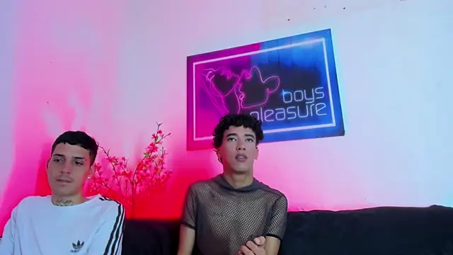 pleasure_boys_hot (G twink) - 🔥10 spanks🔥