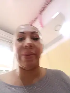 Webcam Model (coral_smitth)  is live.Free join now!