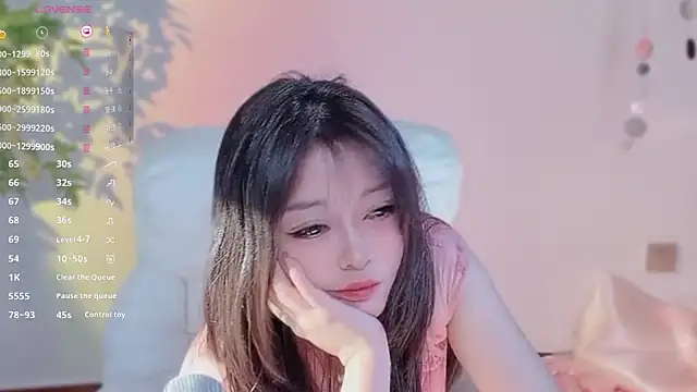 美女Yiluo95在线直播