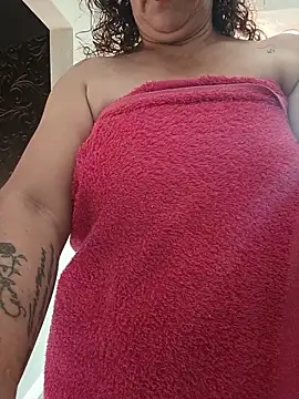 luna_naughty1 (F mature) - fingers in the pussy