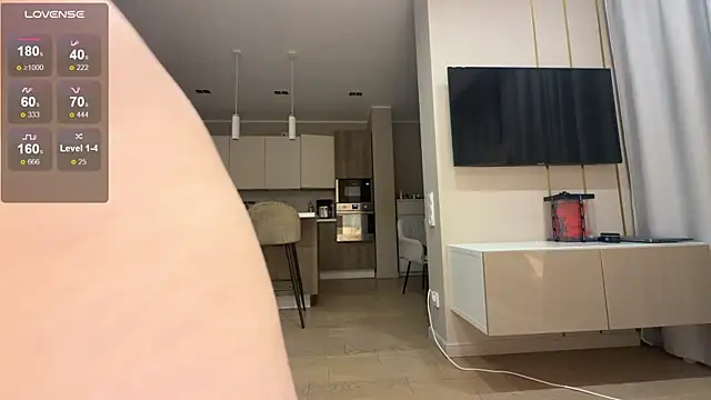 avroramey (F young) - Camels toe