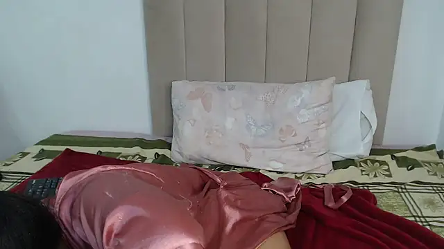 tasha_xxx (F young) - SQUIRT FOR DADDY