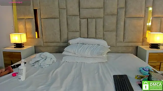 valtira_nova - Valtira_nova's free webcam - UK Sex Cams