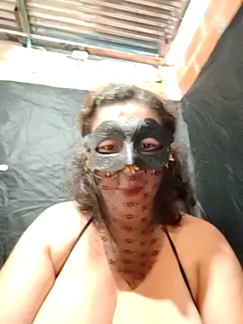 Webcam Model (mature_breasts)  is live.Free join now!