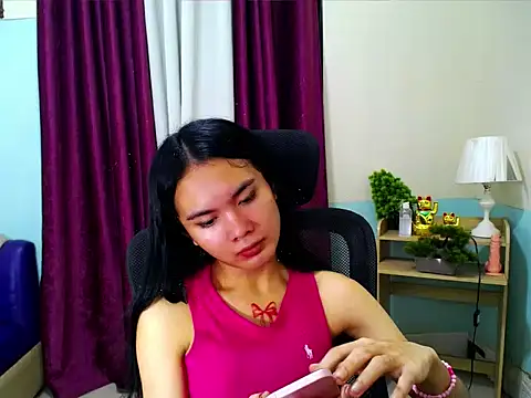 devine_goddess - Devine_goddess's free webcam - UK Sex Cams