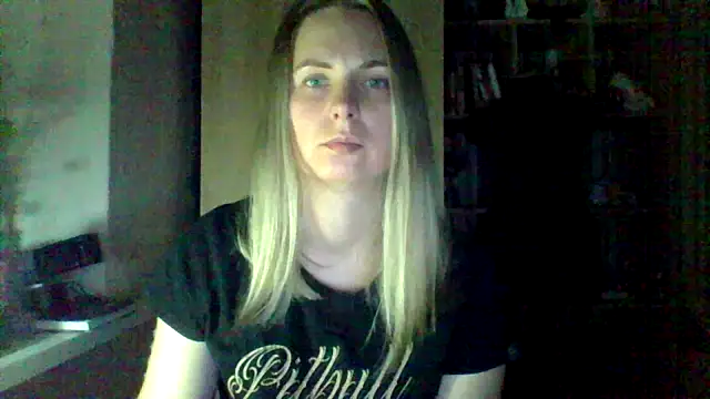 mollie365 - Mollie365's free webcam - UK Sex Cams