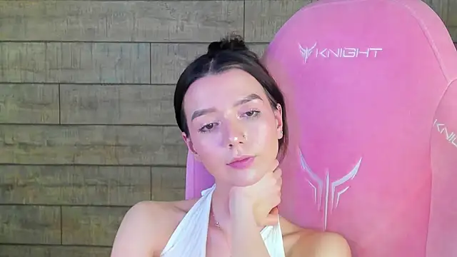 vanessavienne - VanessaVienne's free webcam - UK Sex Cams