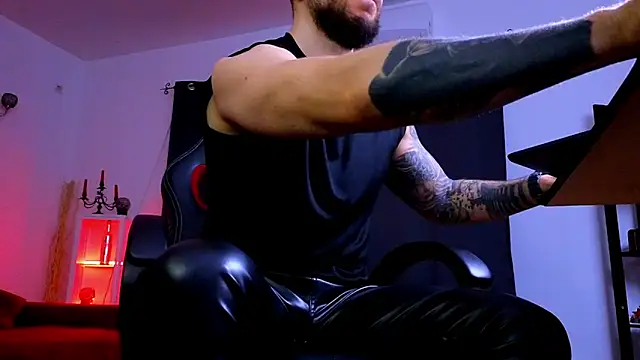 mightyaaron66 (M young) - 𖤐🔥 parTy Time ,House parTy  !  💨𖤐