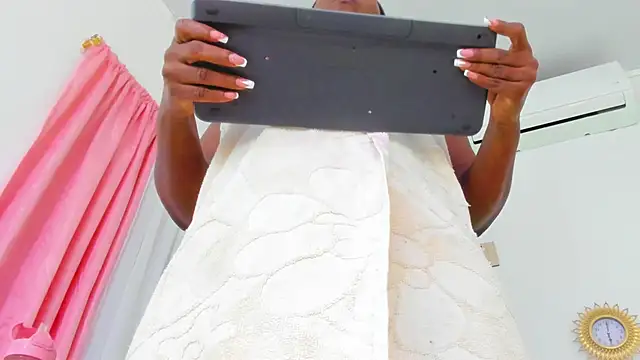 alexajhonson1012 - Alexajhonson1012's free webcam