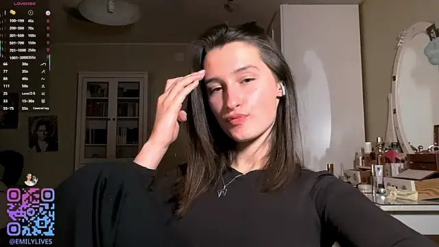 darlinebrustera - DarlineBrustera's free webcam