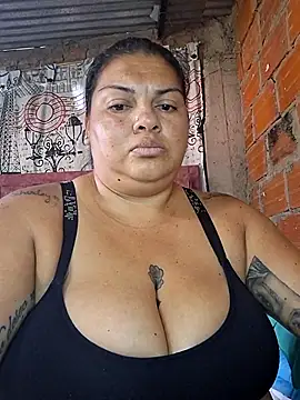 juli_powl - Juli_Powl's free webcam