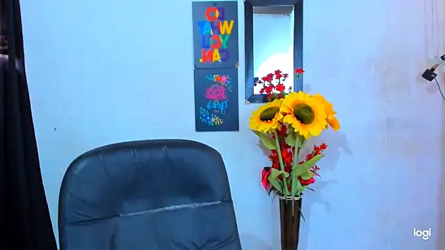 juanblakbigcock - Juanblakbigcock's free webcam