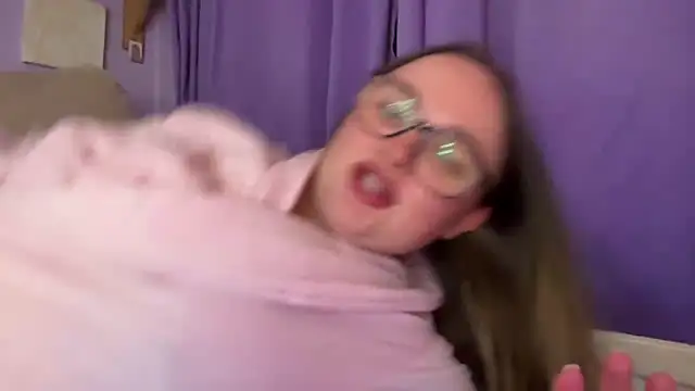 sexysashaxox - SexySashaxox's free webcam