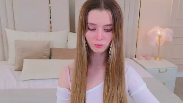 MarybethSnow live sex cam