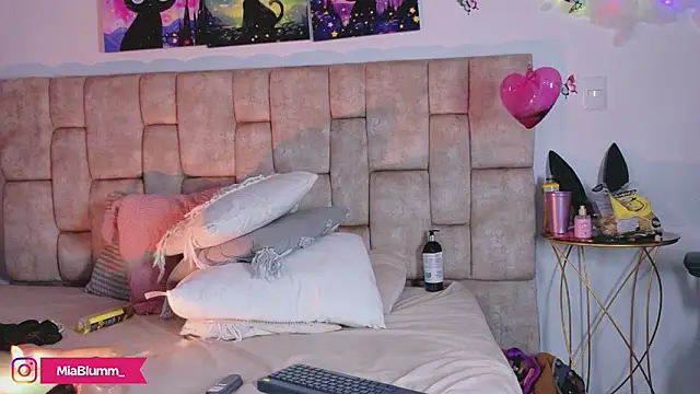 MiiaBlumm_