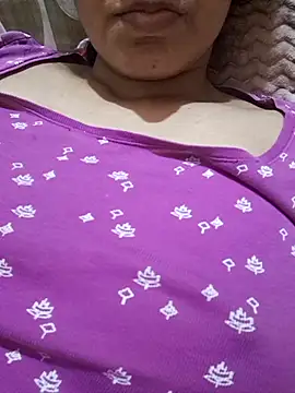 MILFybar live sex cam