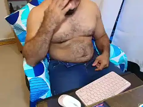 max_love255 - Max_love255's free webcam