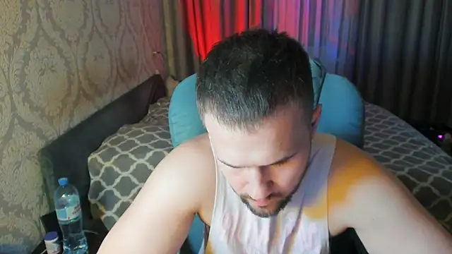 Vladik_b live sex cam