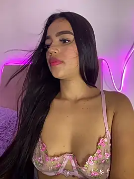 Webcam Model (trex_x) is live