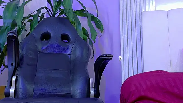 aliisonn_cooper - Aliisonn_cooper's free webcam - UK Sex Cams