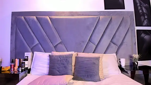 brenda_nova18 - Brenda_nova18's free webcam - UK Sex Cams