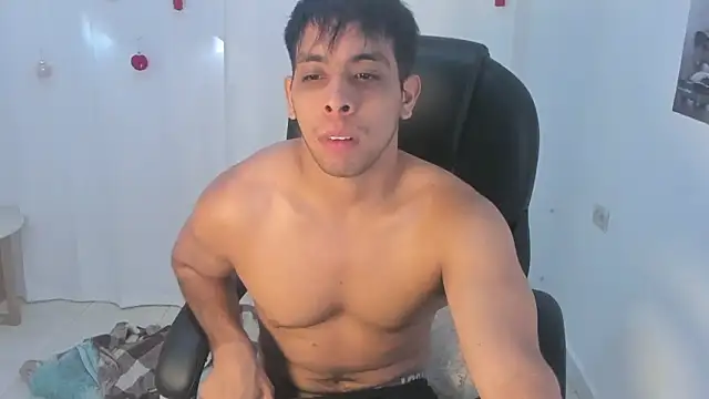 shooting_wilson - Shooting_wilson's free webcam - UK Sex Cams