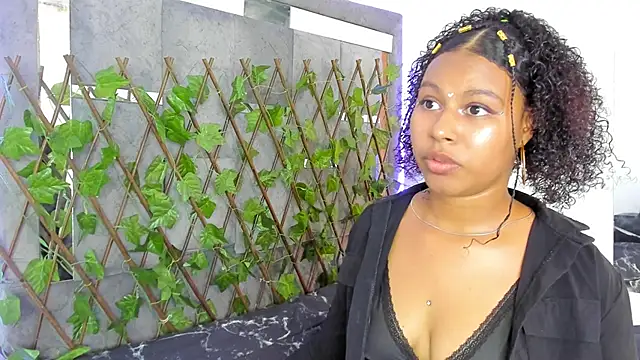 tatianasquirthot - Tatianasquirthot's free webcam - UK Sex Cams