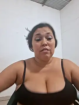 dirty-mature35 - Dirty-Mature35's free webcam - UK Sex Cams