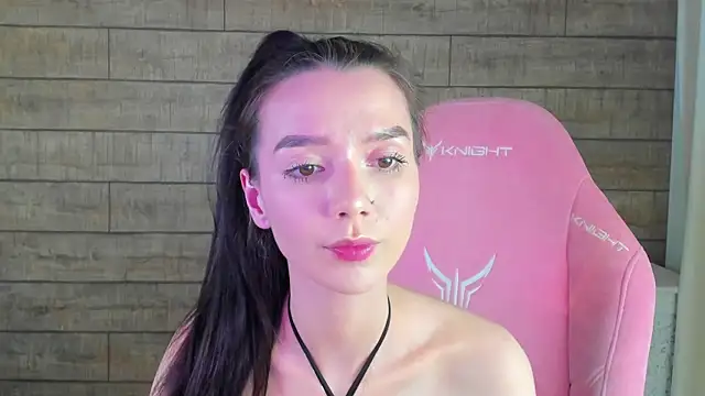 vanessavienne - VanessaVienne's free webcam - UK Sex Cams