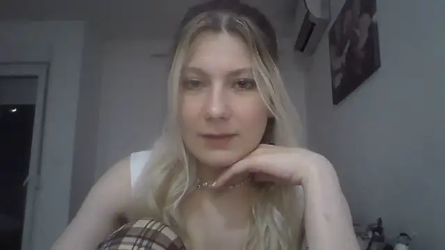 foxy_bright - Foxy_Bright's free webcam - UK Sex Cams