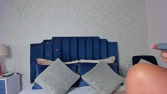 ashleythompson2025 - Ashleythompson2025's free webcam - UK Sex Cams