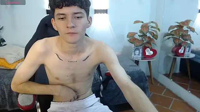 trevor_mob (M twink) - maturbation 10 min + cum