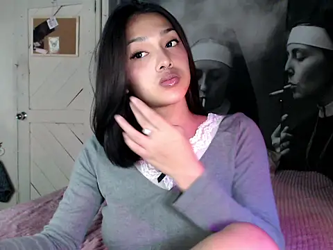 itsmekarinaaa live sex cam