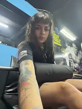 violetasubmissive - VioletaSubmissive's free webcam - UK Sex Cams