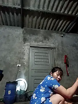 vangkt-cute - Vangkt-cute's free webcam