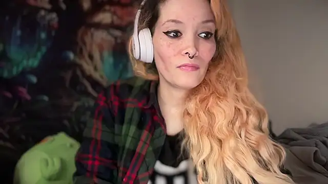 frrannkie - FRRANNKIE's free webcam