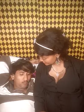 freakingromance - Freakingromance's free webcam